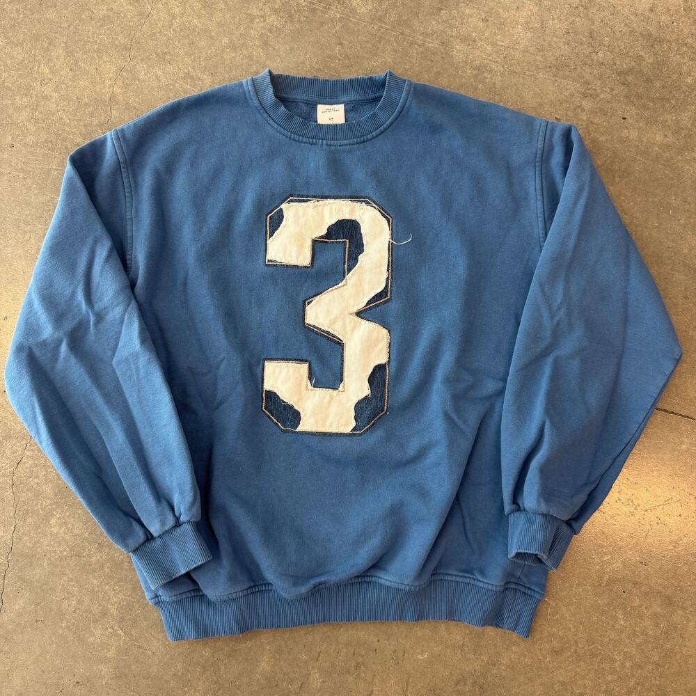 Vintage Y2K Urban Outfitters Cozy Blue 3 Longsleeve Crewneck Sweatshirt S - Picture 1 of 6